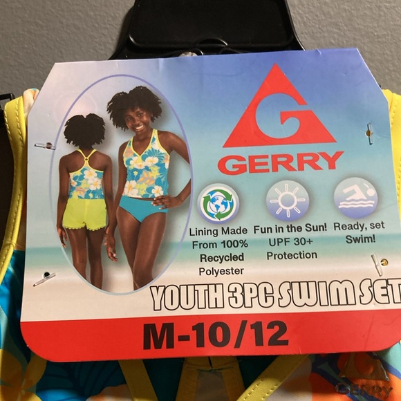 BRAND NEW GIRLS 3 PIECE SWIM SET SIZE 10/12! NWT! SMOKE FREE HOME! - Picture 3 of 7